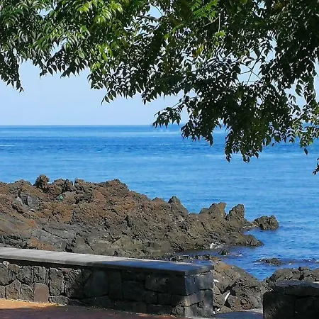 בית נופש Infinito Mare אסראלה